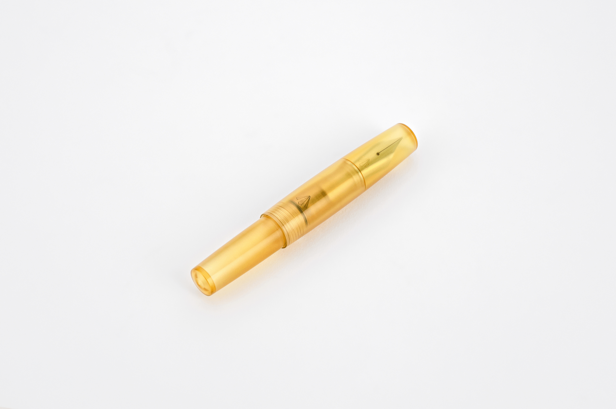 Gravitas Fountain Pen Gravitas - Dinkey Ultem