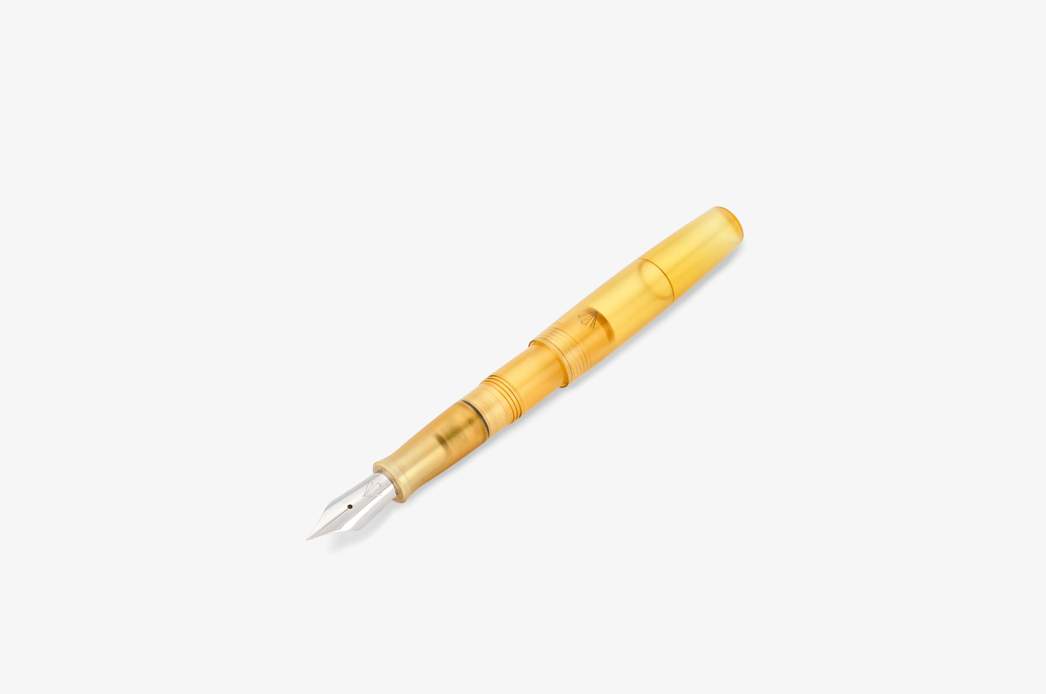 Gravitas Fountain Pen Gravitas - Dinkey Ultem