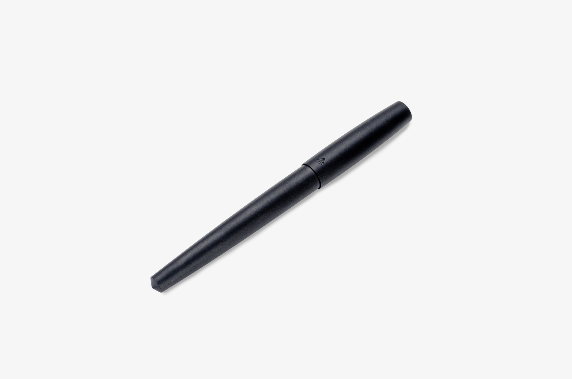 Gravitas Fountain Pen Gravitas - Entry | Black