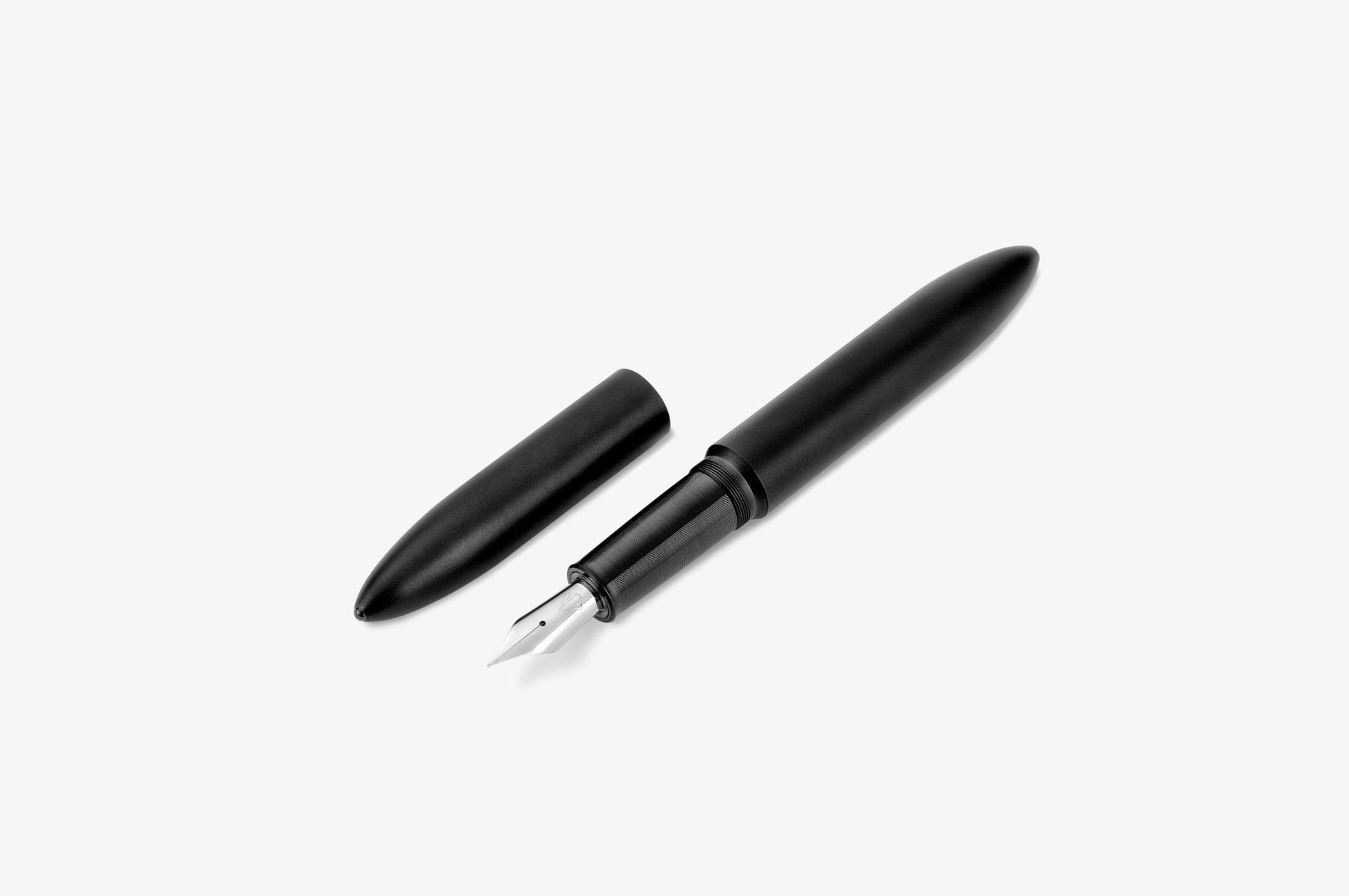 Gravitas Fountain Pen Gravitas - Flagship | Stainless steel Black PvD