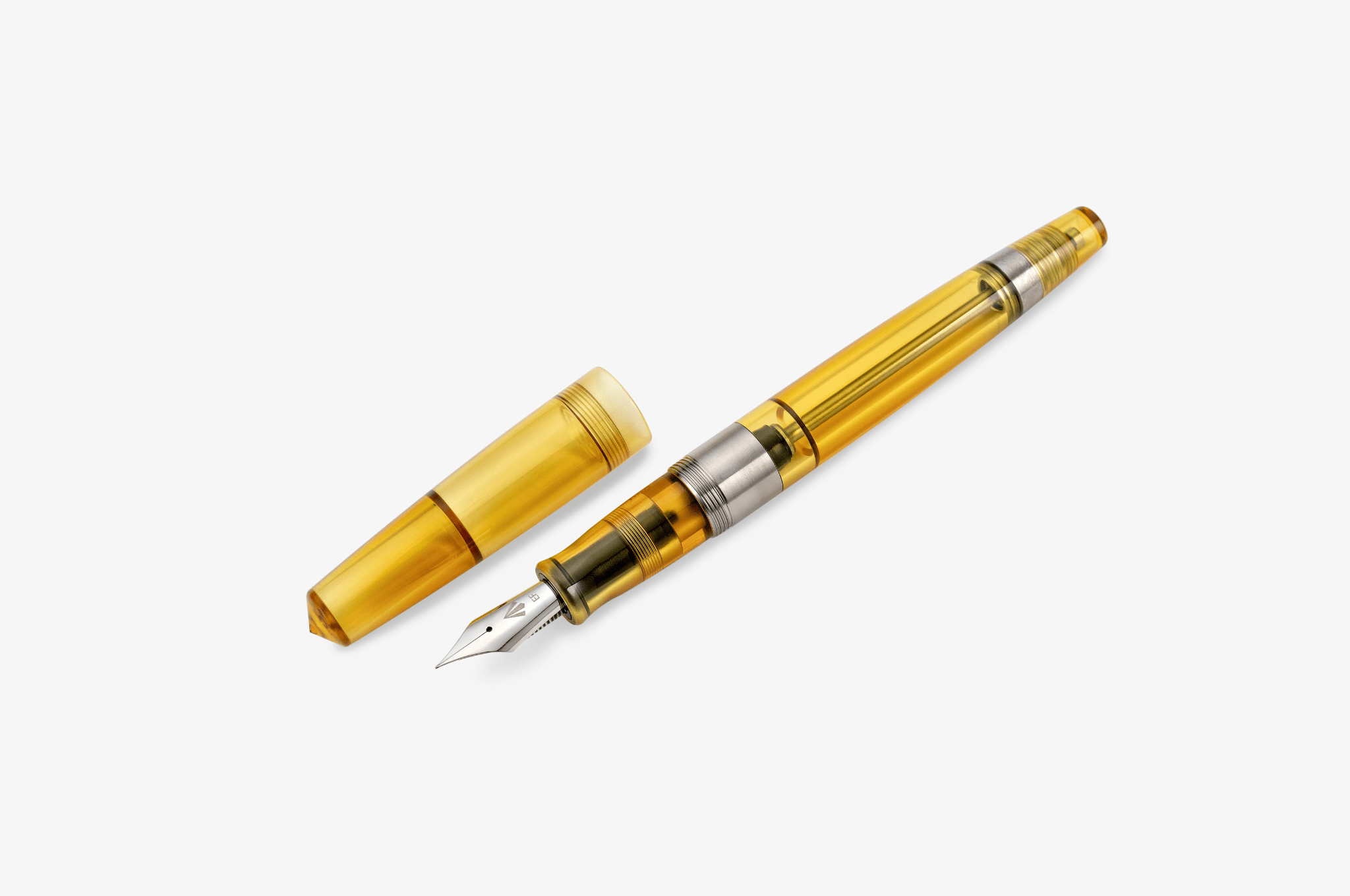 Gravitas Fountain Pen Gravitas - Ultemate Vac ULTEM