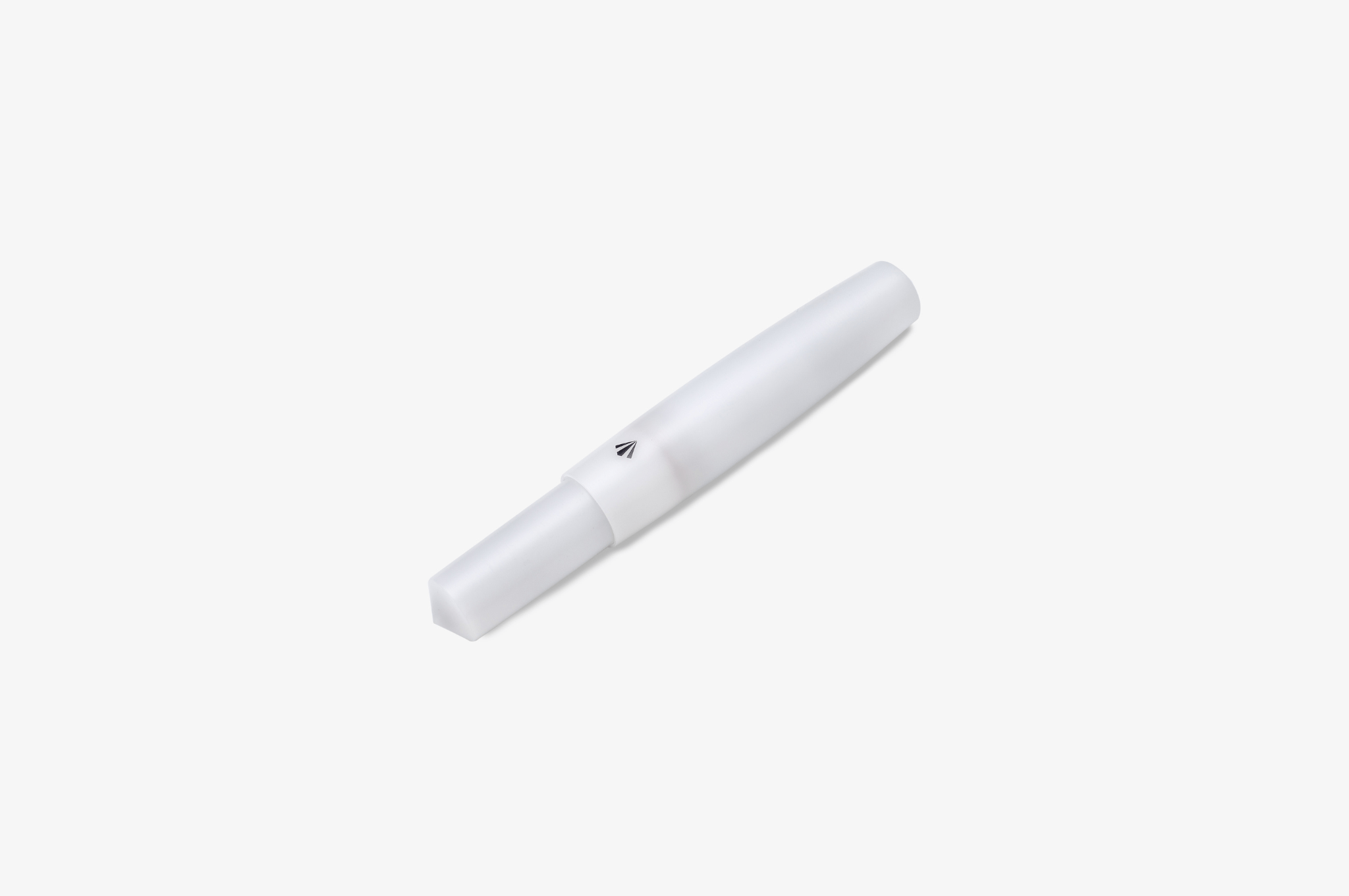 Gravitas Fountain Pen Gravitas - Pocket Full White Delrin